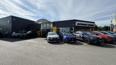 Autohaus Eingang