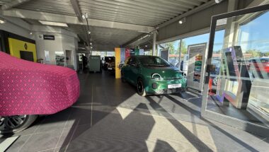 Showroom Renault I